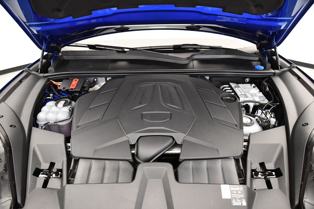 Thumbnail: 2025 Porsche  - 11