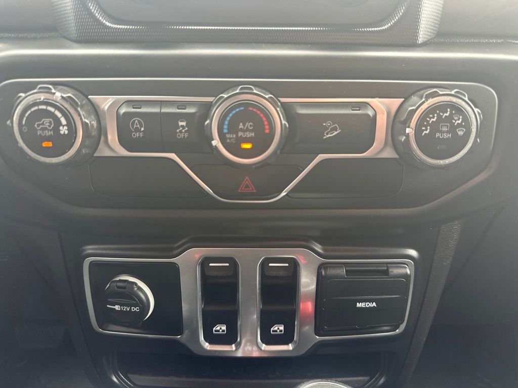 Used 2020 Jeep Wrangler SUV