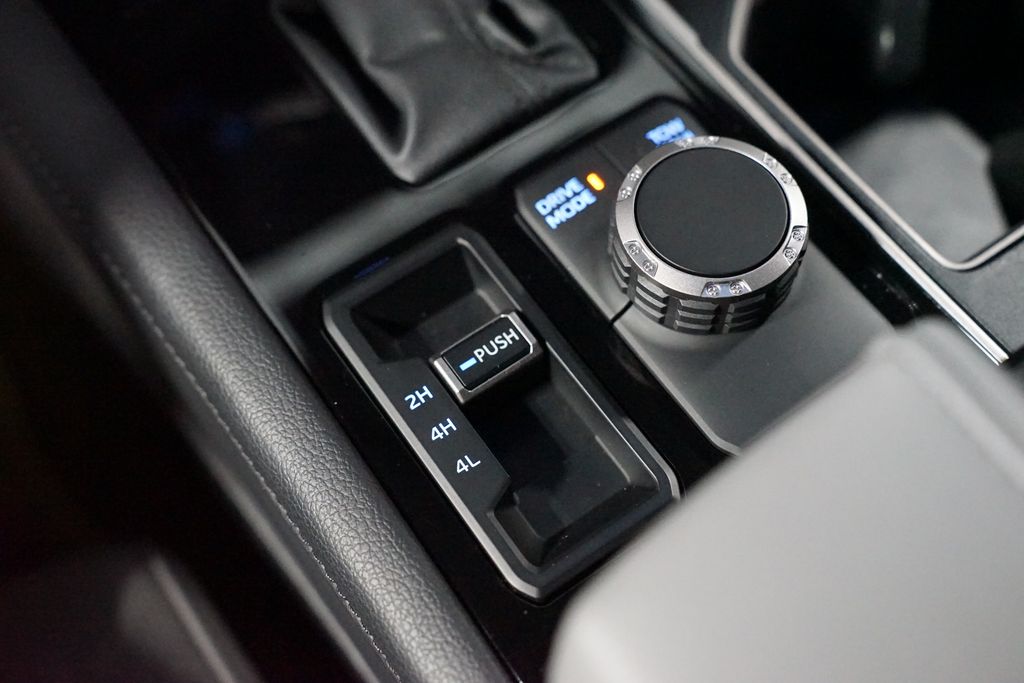 Thumbnail: 2024 Toyota Tundra - 23