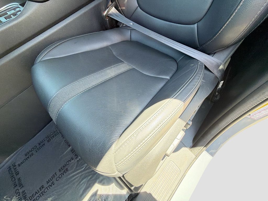 Used 2024 Gray Honda Touring image 20