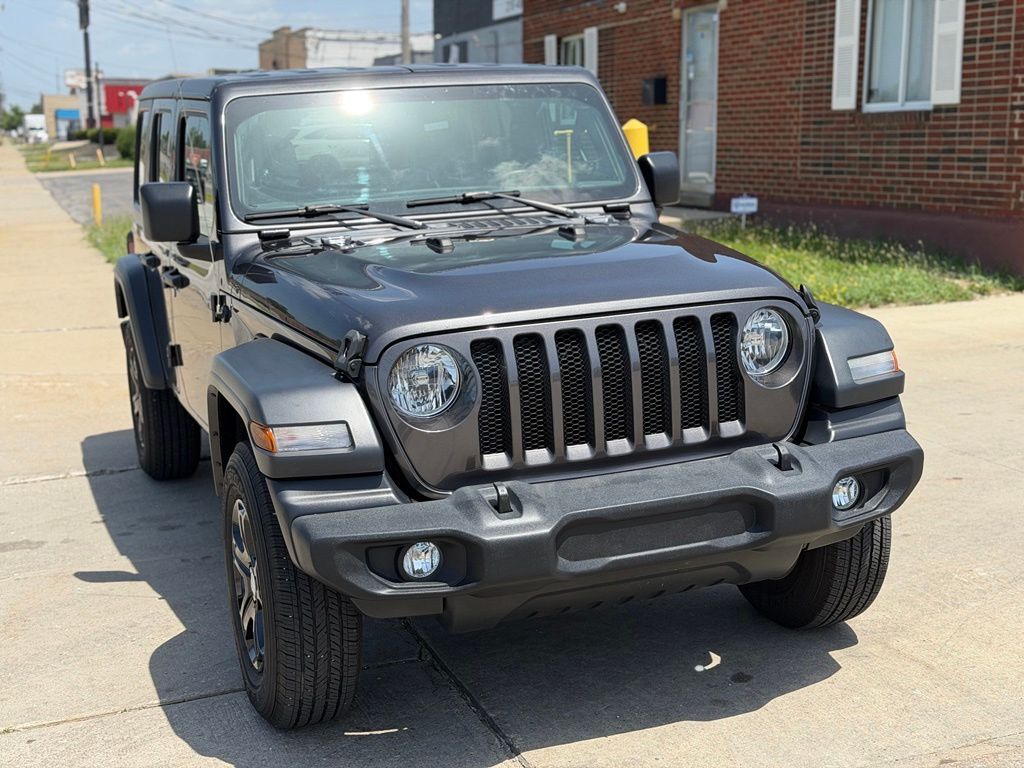 2019 Jeep Wrangler Unlimited Sport - Image 3