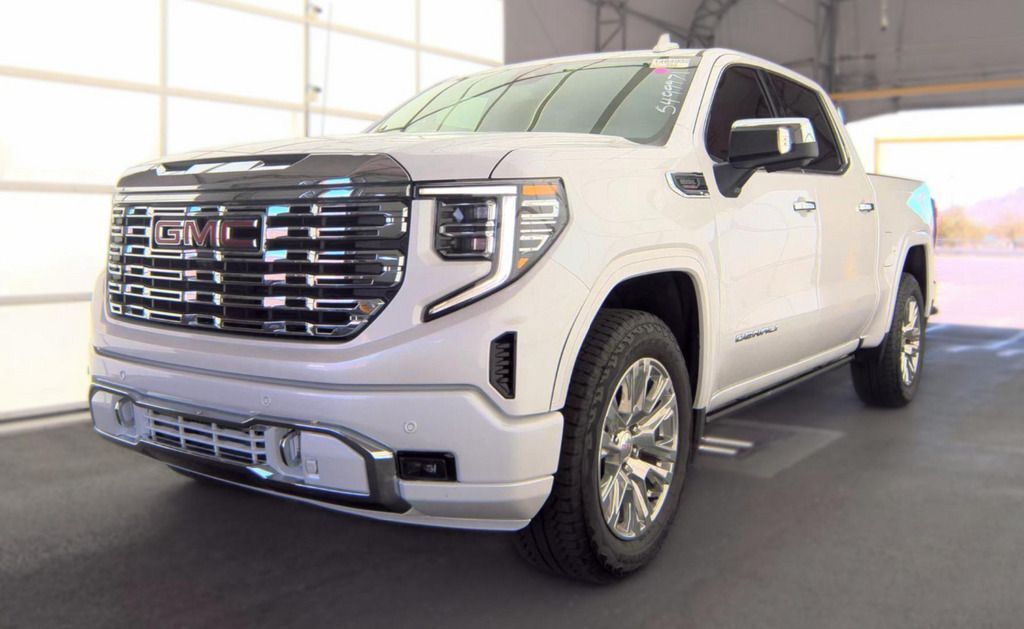 White Frost Tricoat 2024 GMC Sierra 1500 Pickup Truck Four-Wheel Drive Automatic
