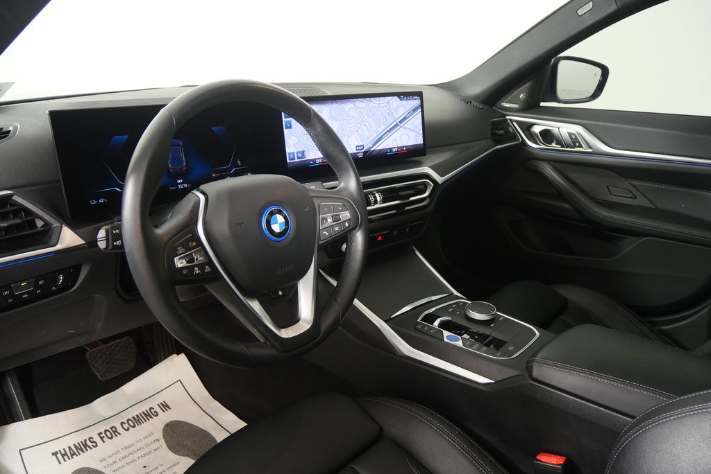 Thumbnail: 2023 BMW i4 - 12