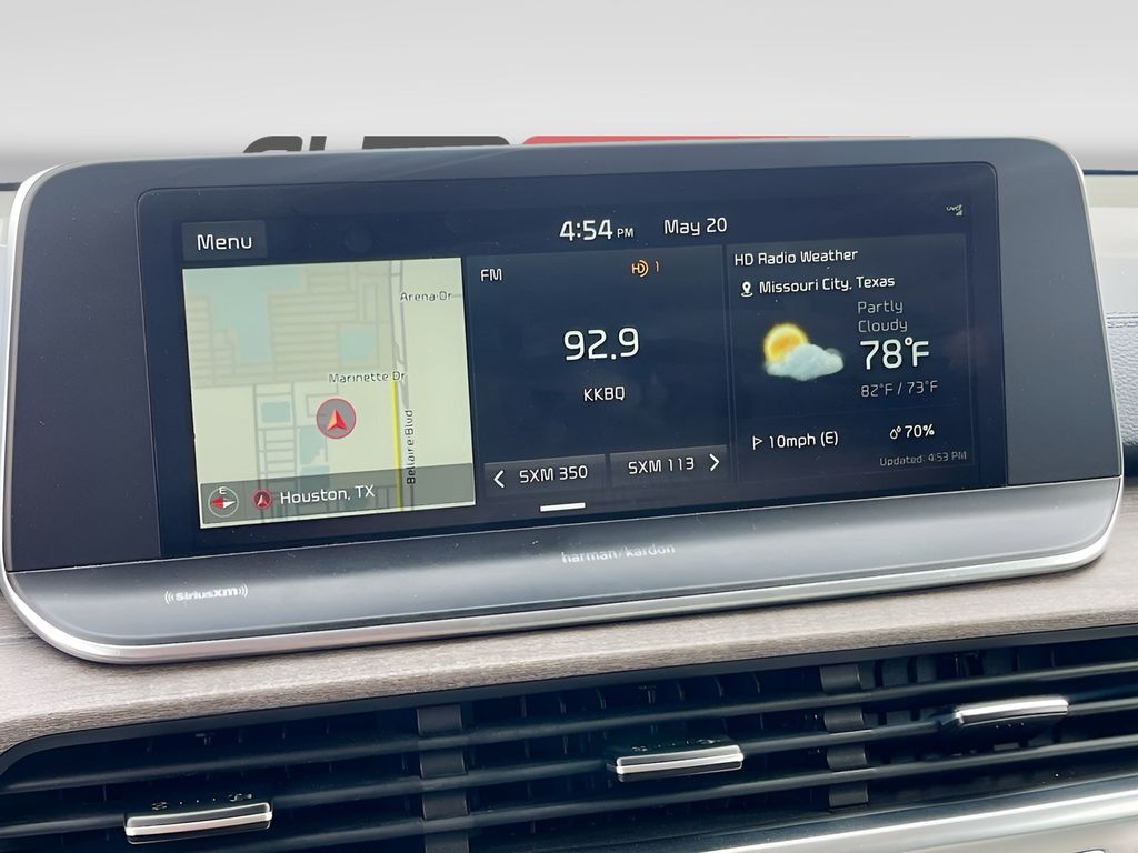 Used 2020 White Kia SX image 15