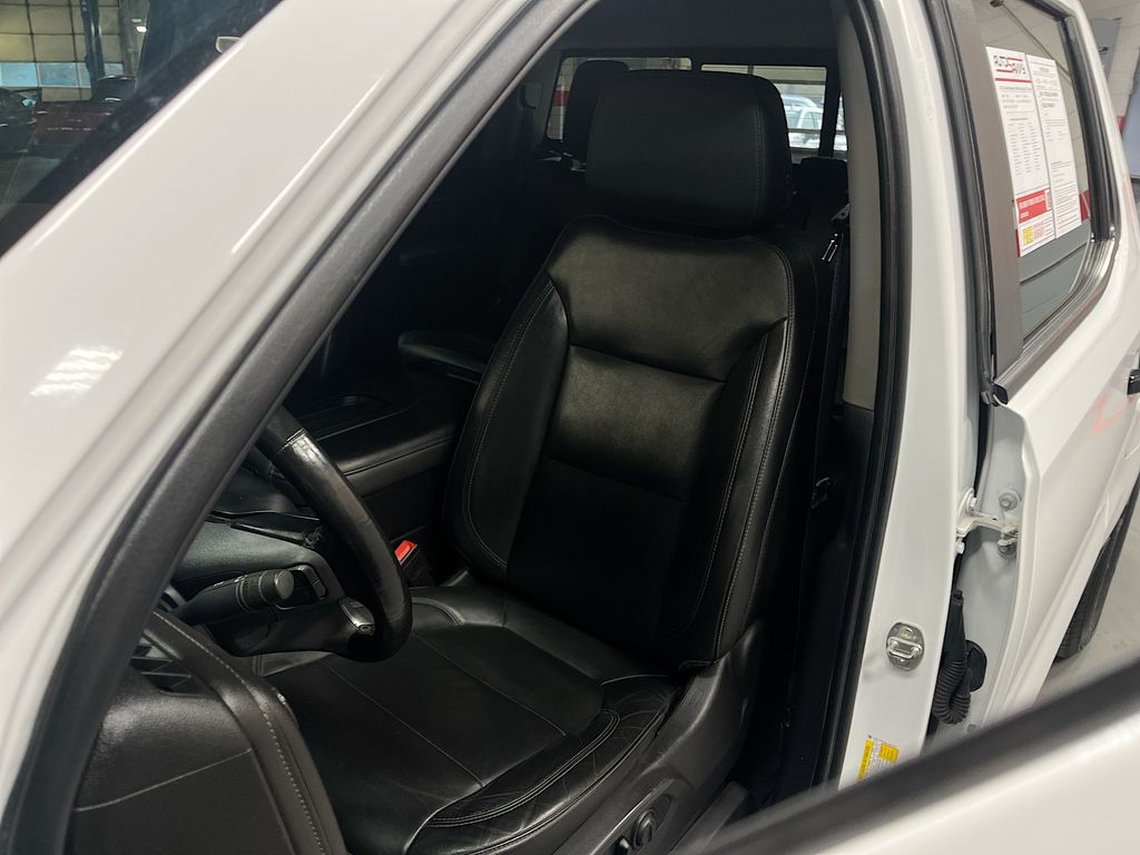 Used 2020 Summit White Chevrolet LT Trail Boss image 19