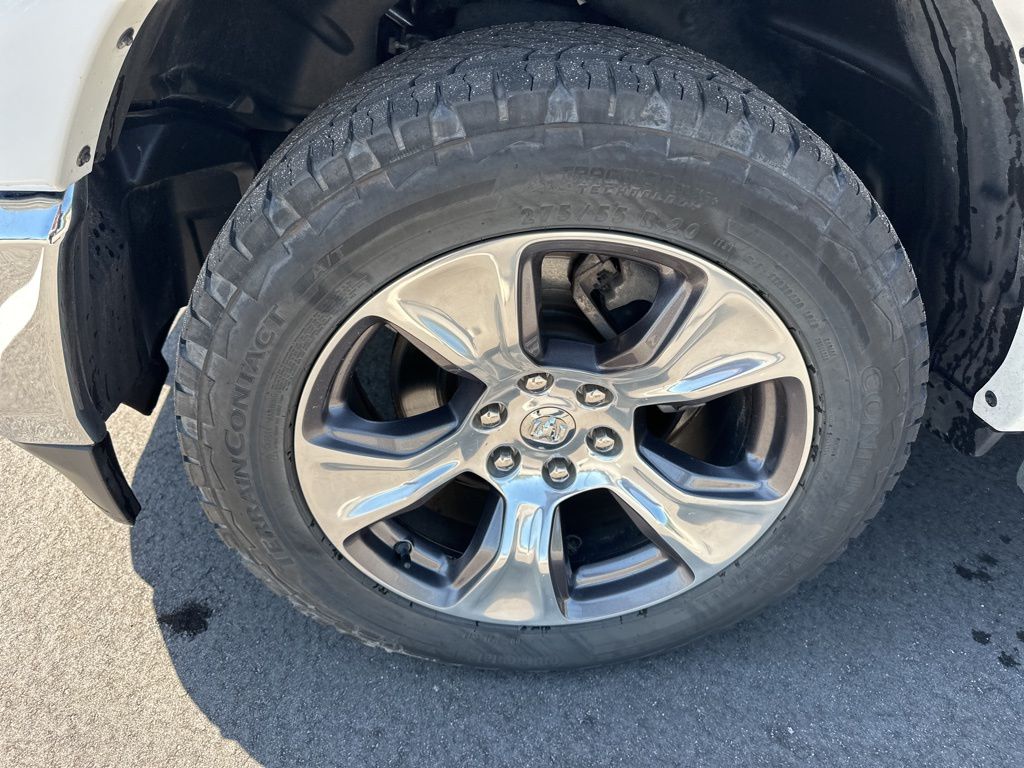 2021 Bright White Clearcoat Ram 1500 Laramie 4X4 Truck
