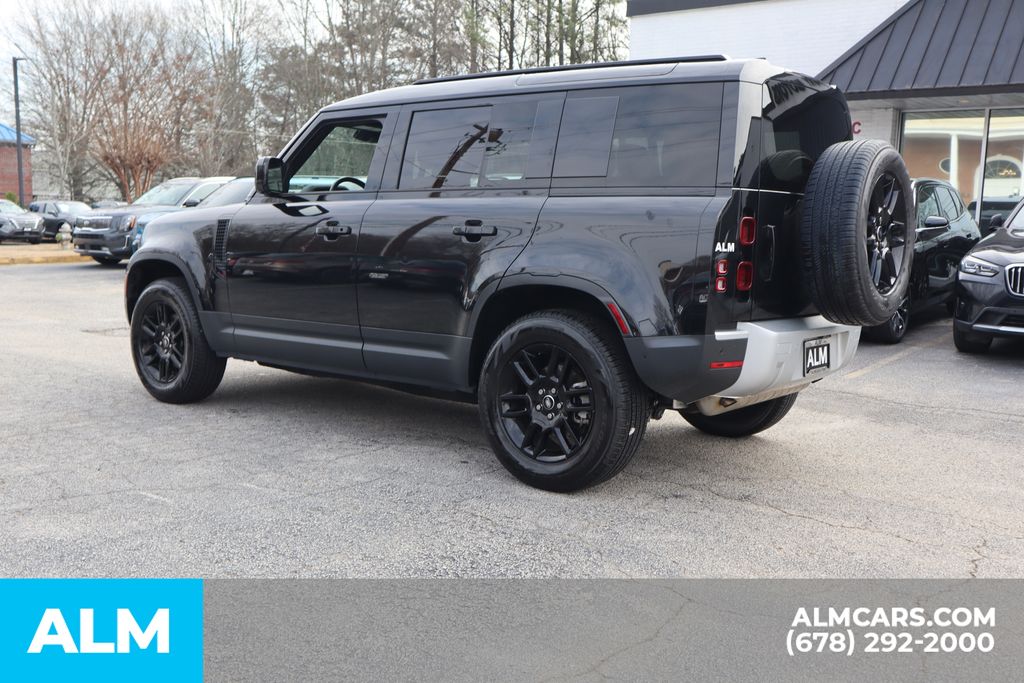 Used 2025 Black Land Rover S image 9