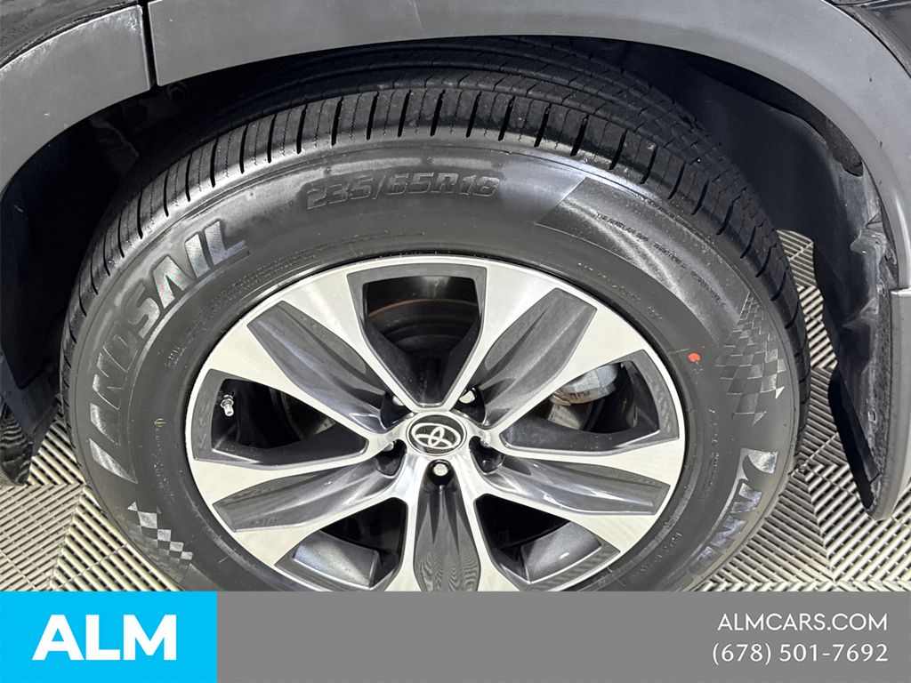 Used 2023 Black Toyota XLE image 22