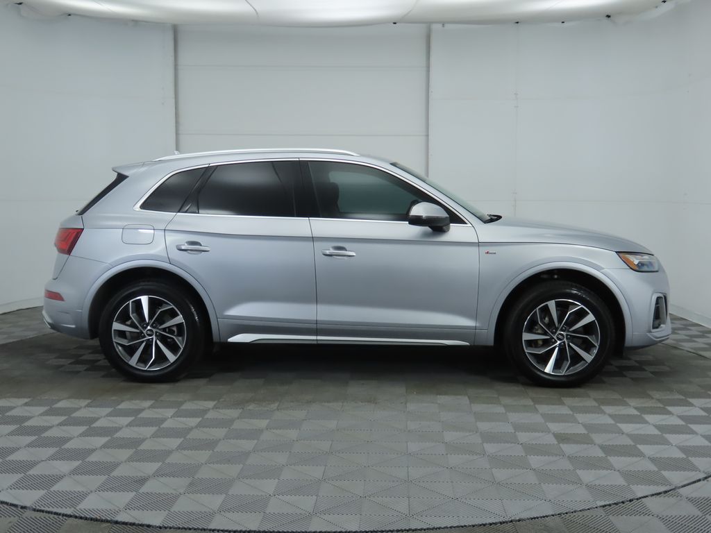 2022 Audi Q5 e Premium Plus 4