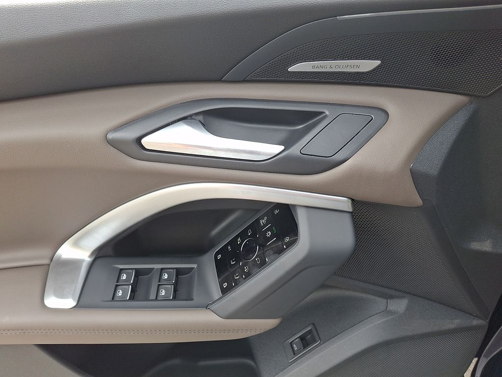 Thumbnail: 2026 Audi Q5 - 9