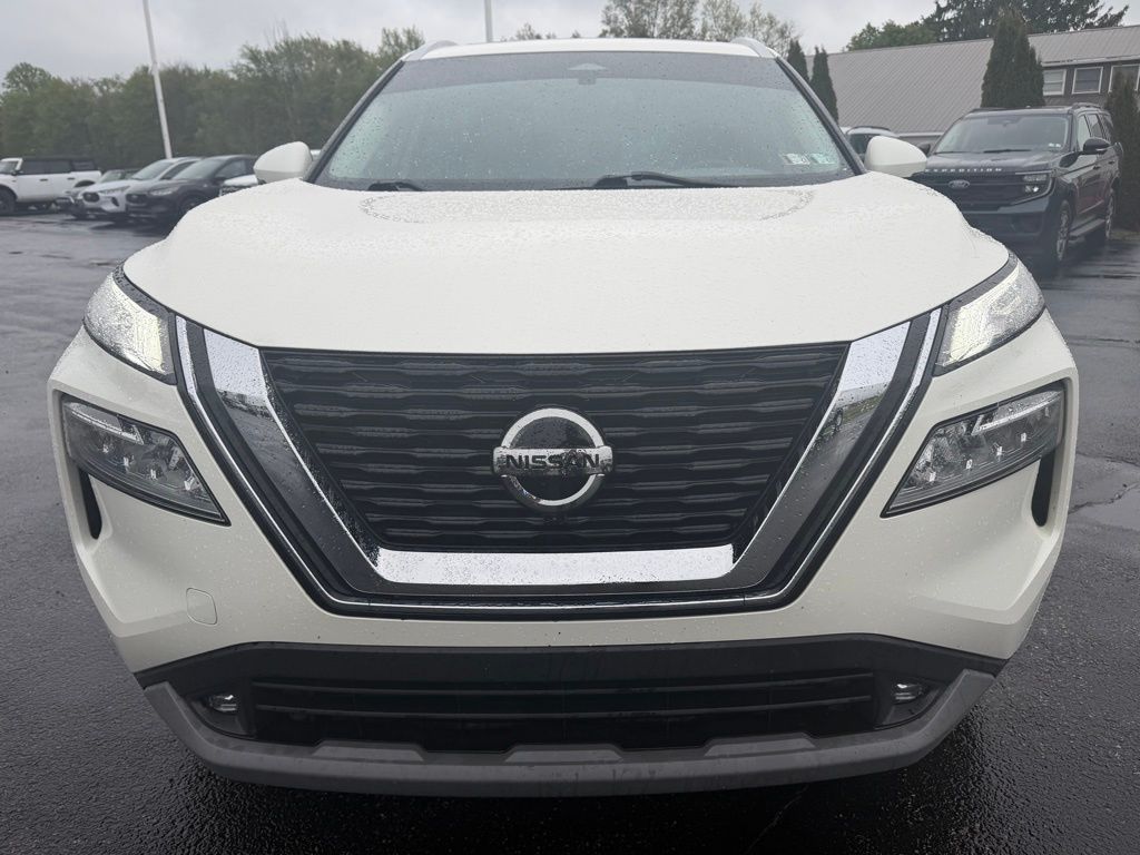2021 Nissan Rogue SL - 9