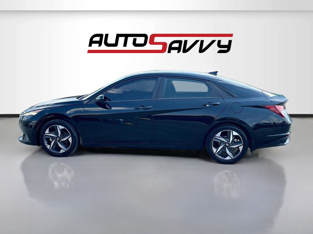 2023 Hyundai Elantra SEL Black at Monument Chevrolet