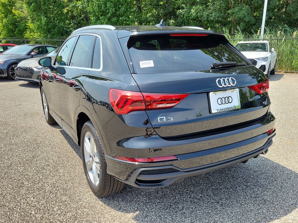 2024 Audi Q3 Premium 3