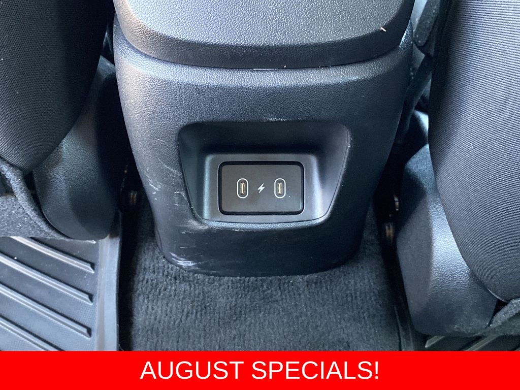Used 2025 Hyundai Elantra Sedan