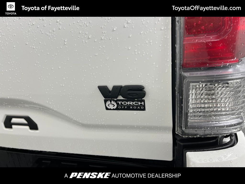 Thumbnail: 2021 Toyota Tacoma - 9