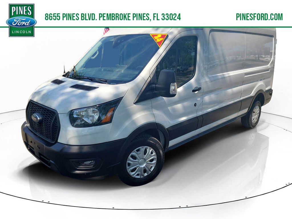 2024 Ford Transit Cargo 250 Medium Roof LB RWD
