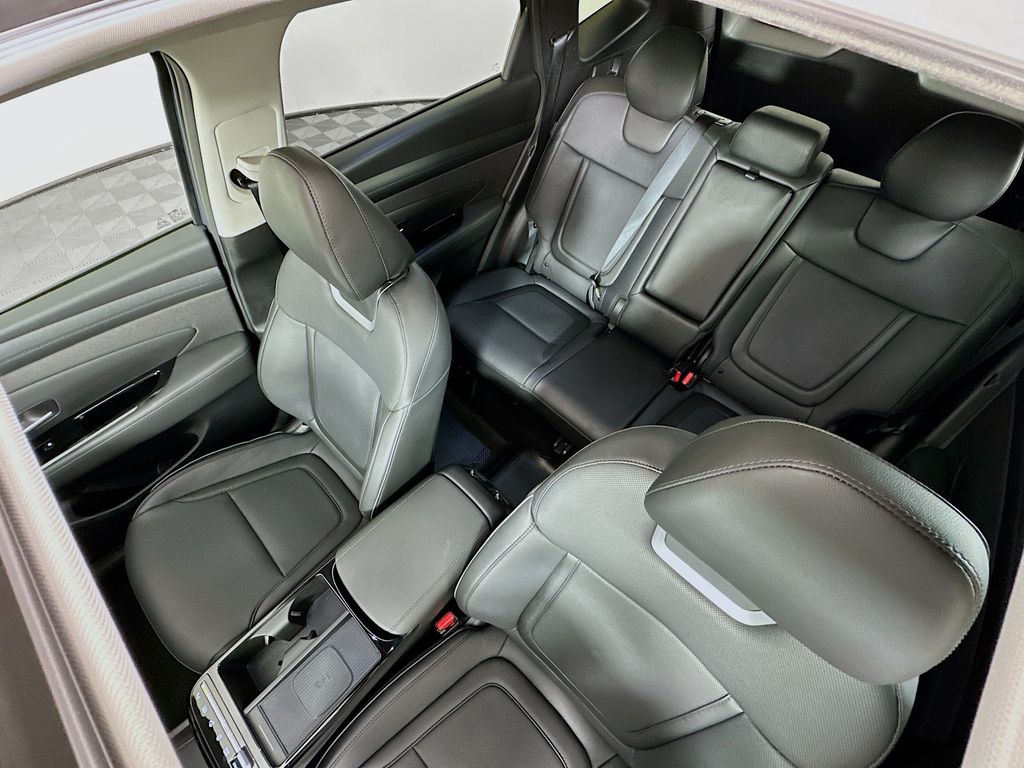 2025 Hyundai Tucson Limited 23