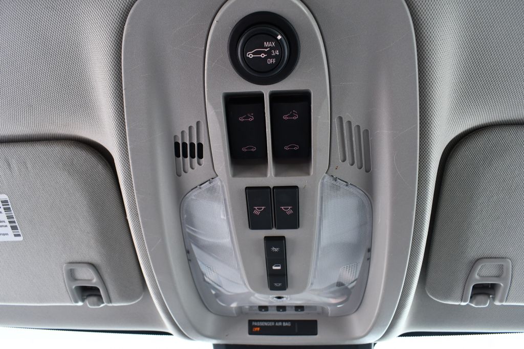 Used 2013 Red GMC SLT-1 image 32