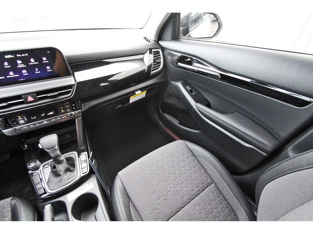 New 2026 Kia Seltos SUV