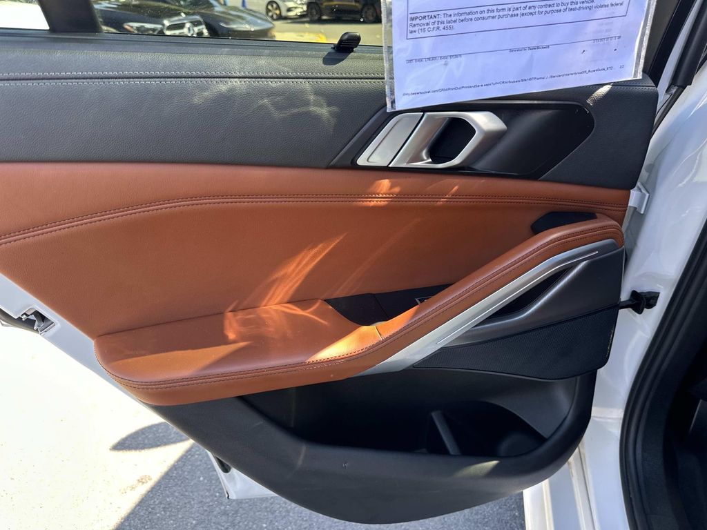 Thumbnail: 2023 BMW X6 - 30