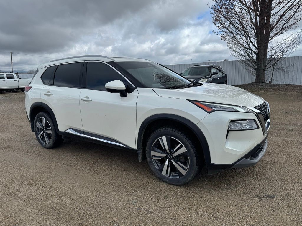 2021 Nissan Rogue SL - 8