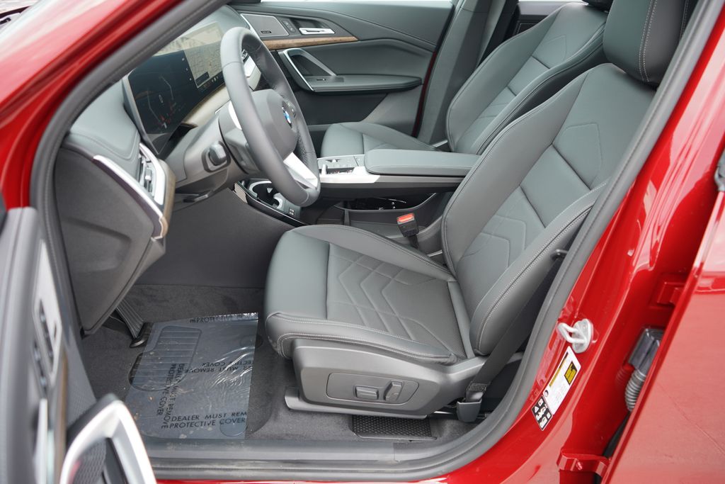 Thumbnail: 2026 BMW X1 - 10