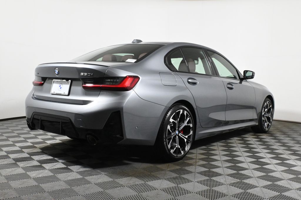 Thumbnail: 2026 BMW 3 Series - 7