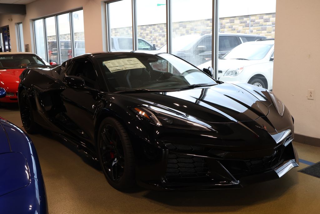 Thumbnail: 2025 Chevrolet Corvette - 3