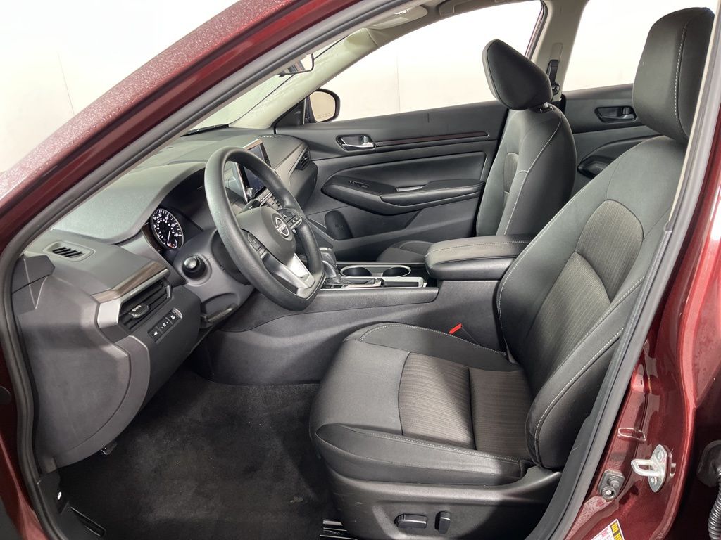 Thumbnail: 2024 Nissan Altima - 21