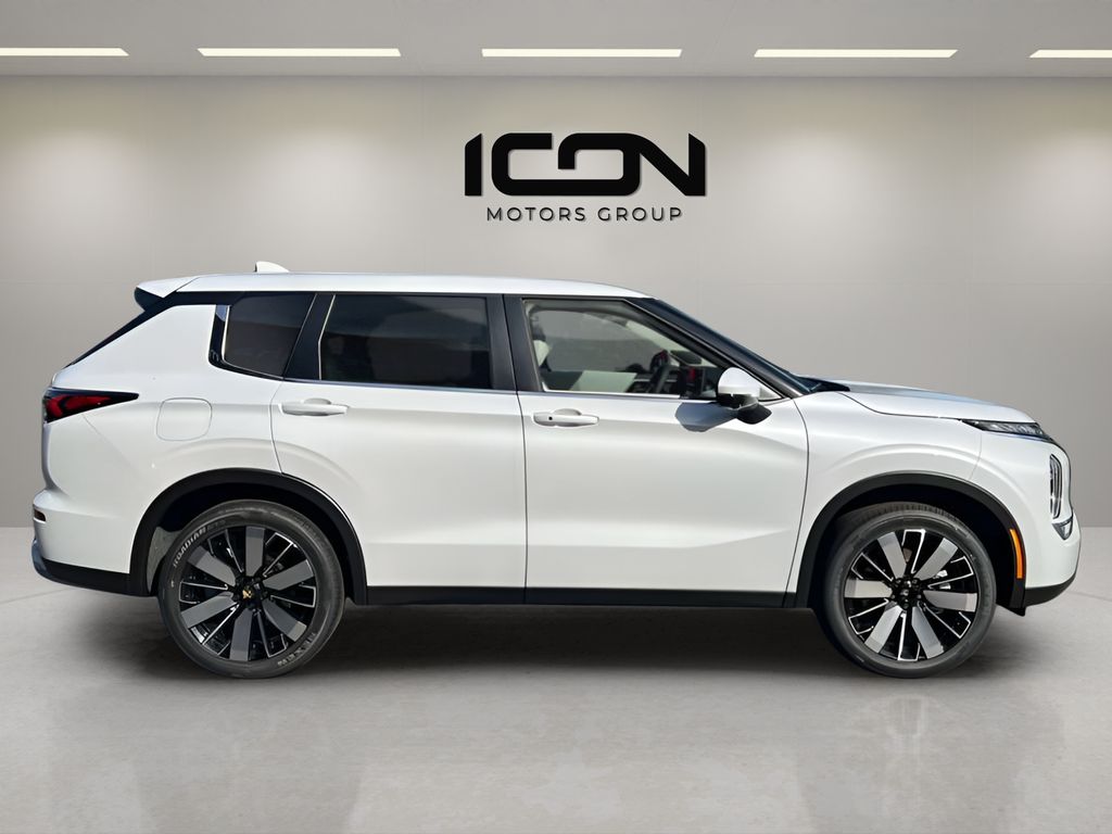 New 2026 Mitsubishi Outlander SUV