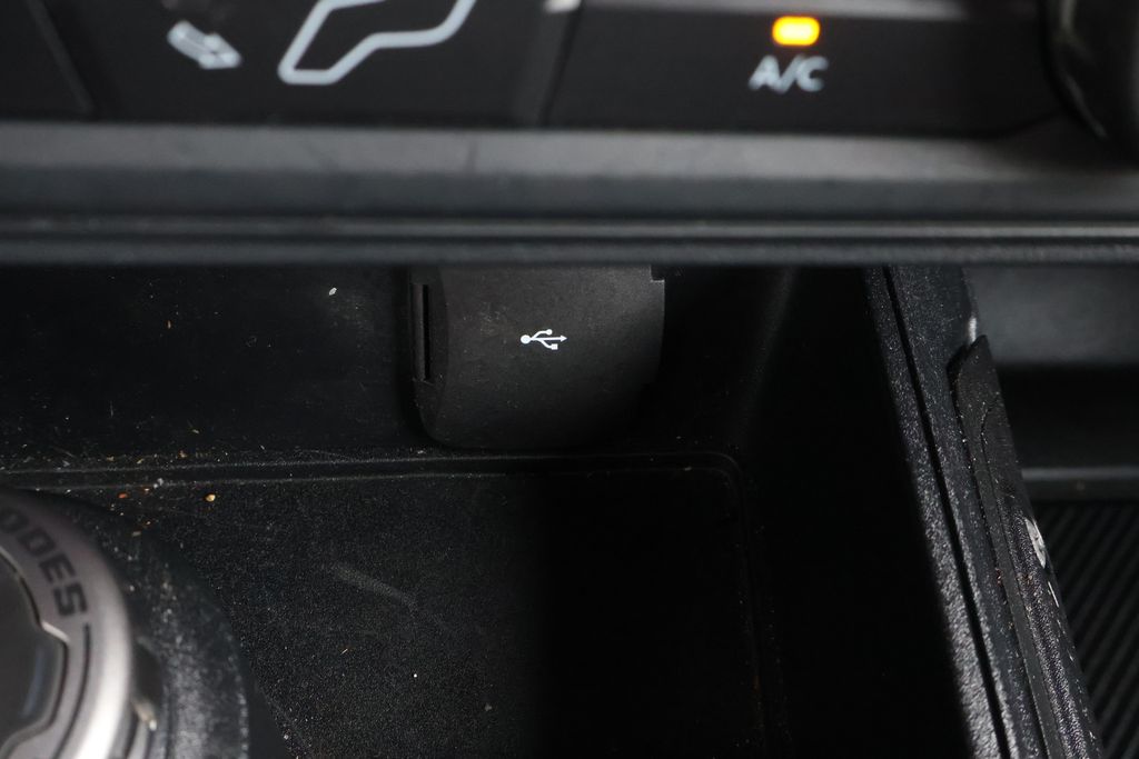 Thumbnail: 2022 Ford Bronco - 21