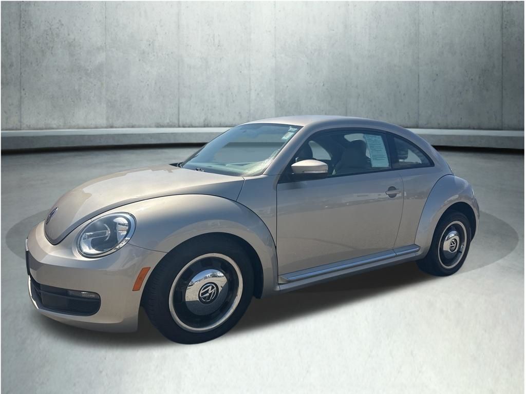 Silver Metallic 2013 Volkswagen Beetle 2.5L Hatchback Front-Wheel Drive 6-Speed Automatic