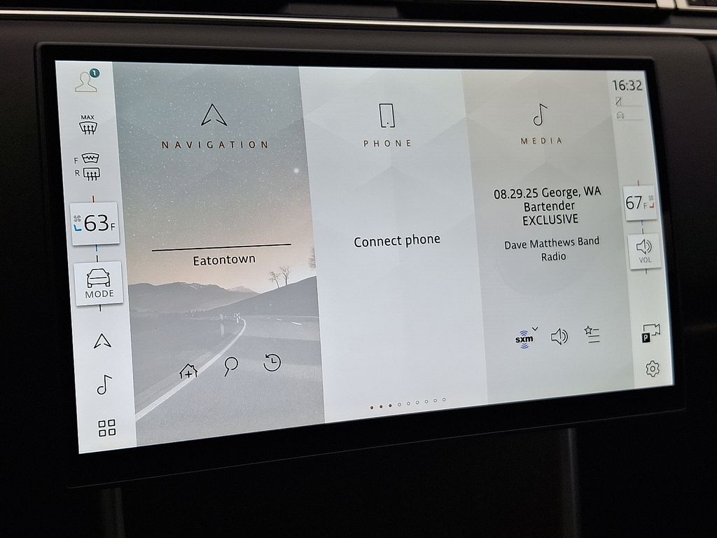 Thumbnail: 2025 Land Rover Range Rover - 17