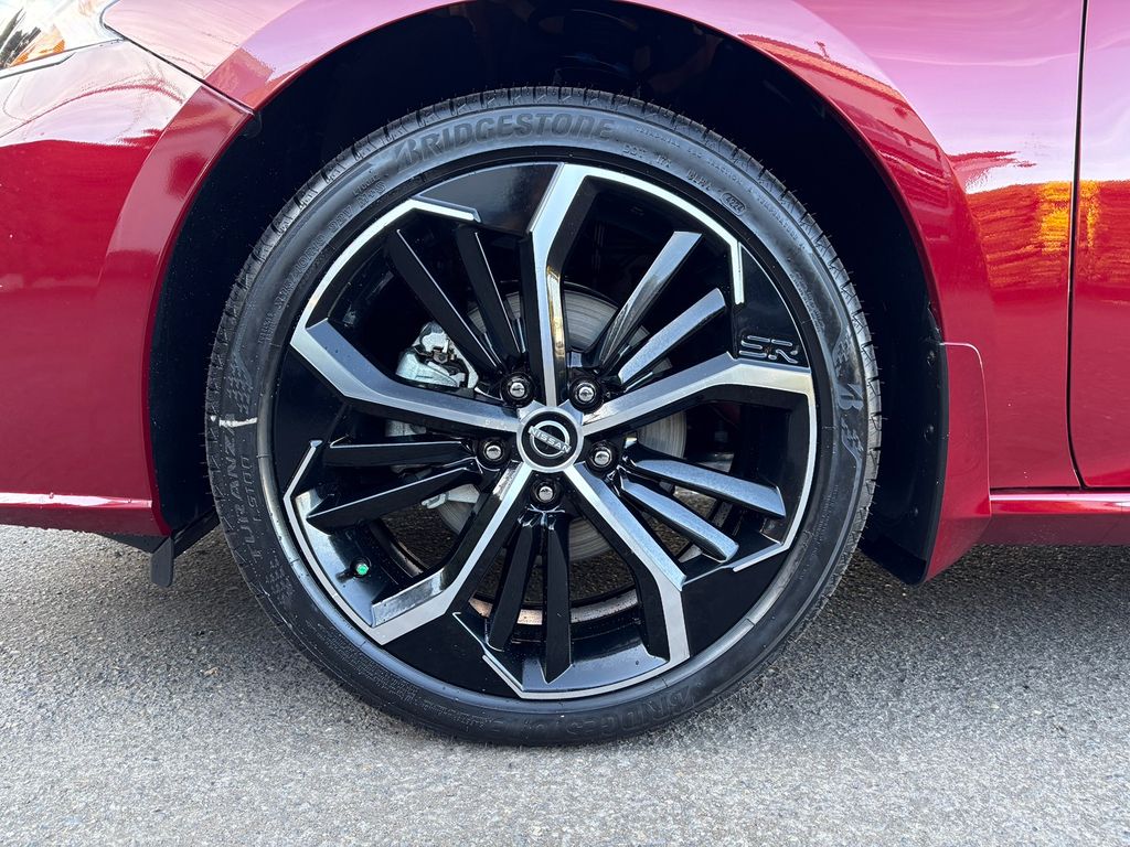 2025 Nissan Altima 2.5 SR