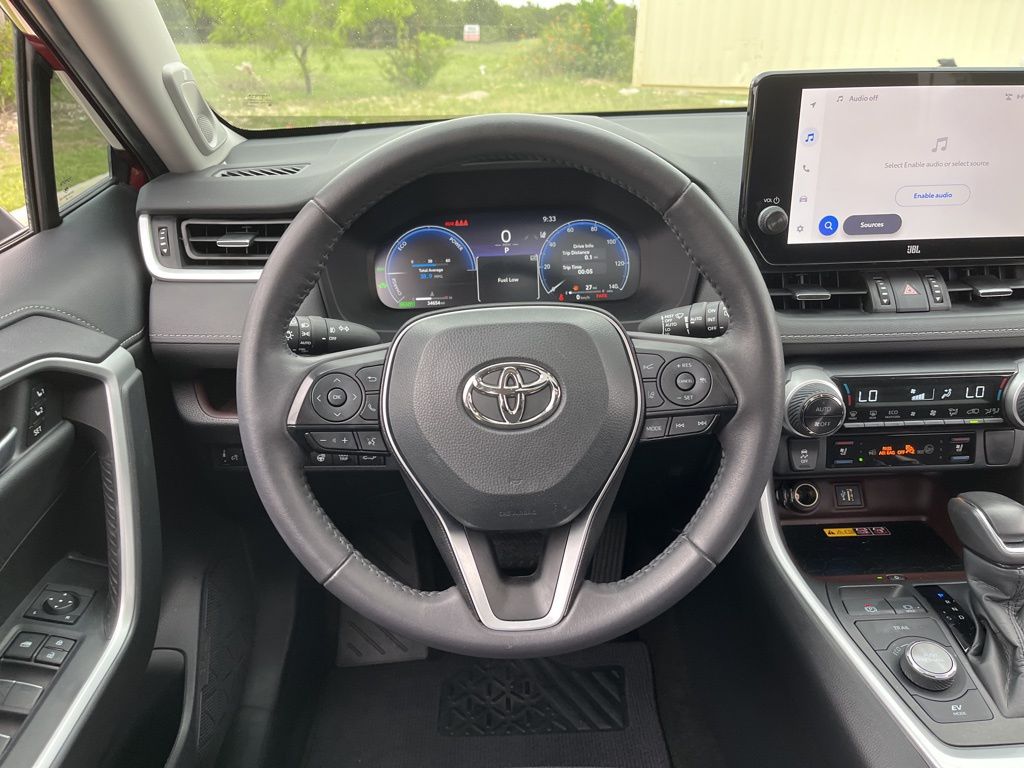 2023 Toyota RAV4 Limited 17