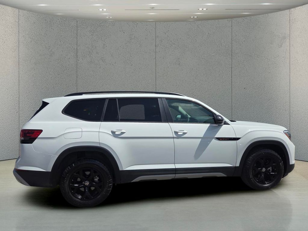 Used 2024 Volkswagen Atlas SUV