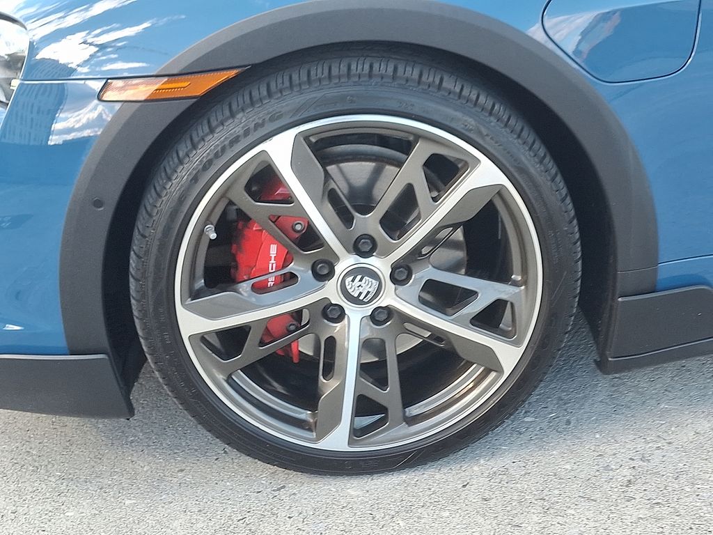 Thumbnail: 2021 Porsche Taycan - 10