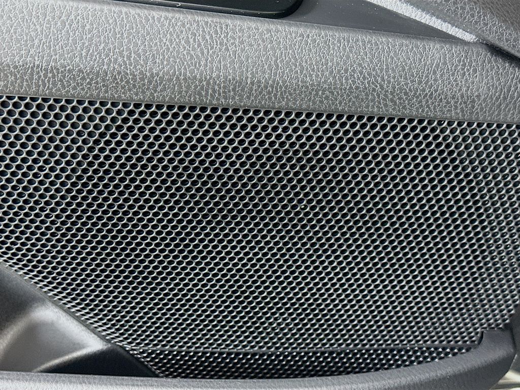 Thumbnail: 2025 Toyota Camry - 19