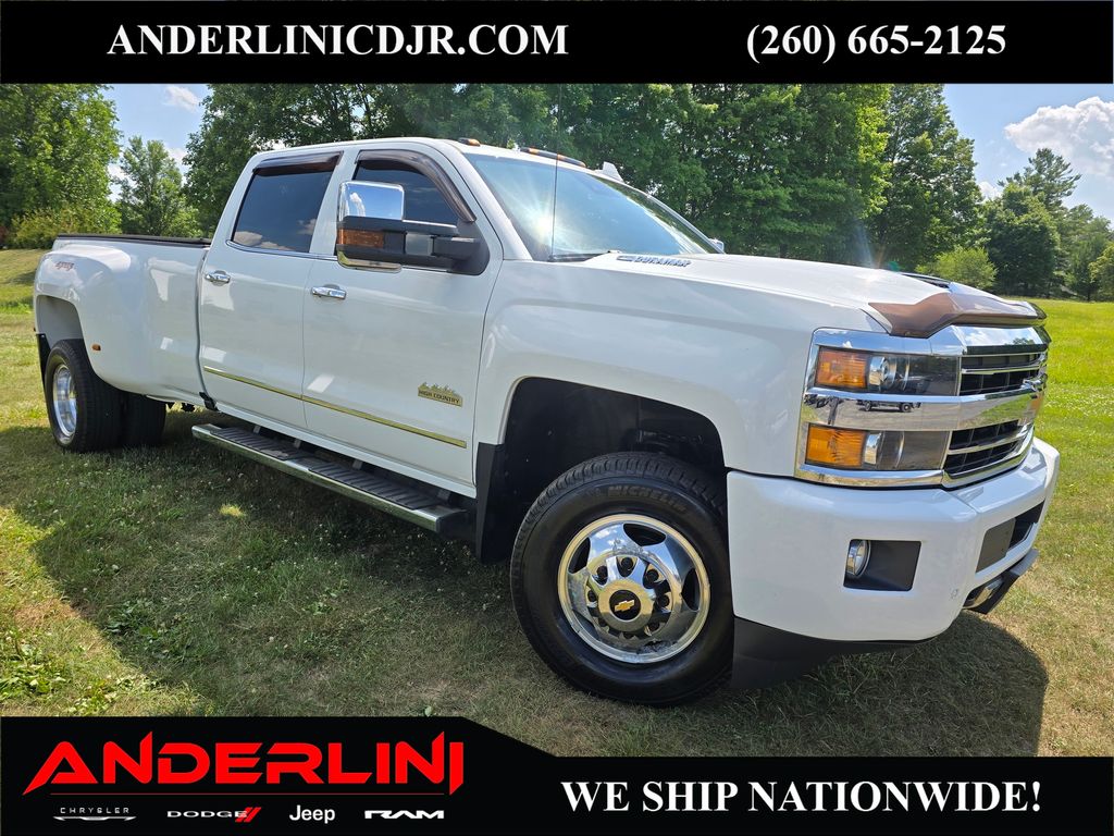 White 2018 Chevrolet Silverado 3500HD Pickup Truck Four-Wheel Drive 6-Speed Automatic