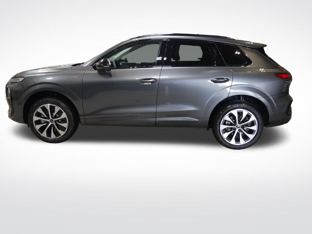 Thumbnail: 2026 Audi Q3 - 2