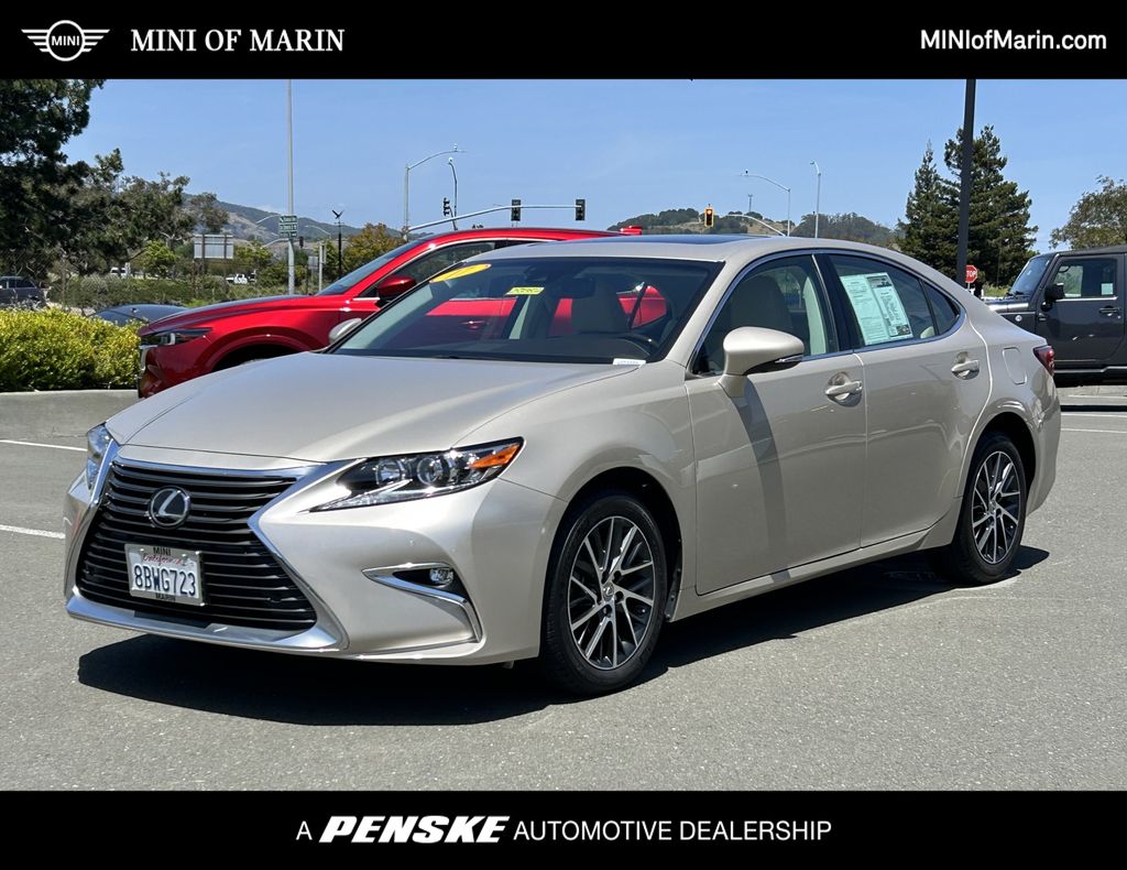 2017 Lexus ES 350 -
                Corte Madera, CA