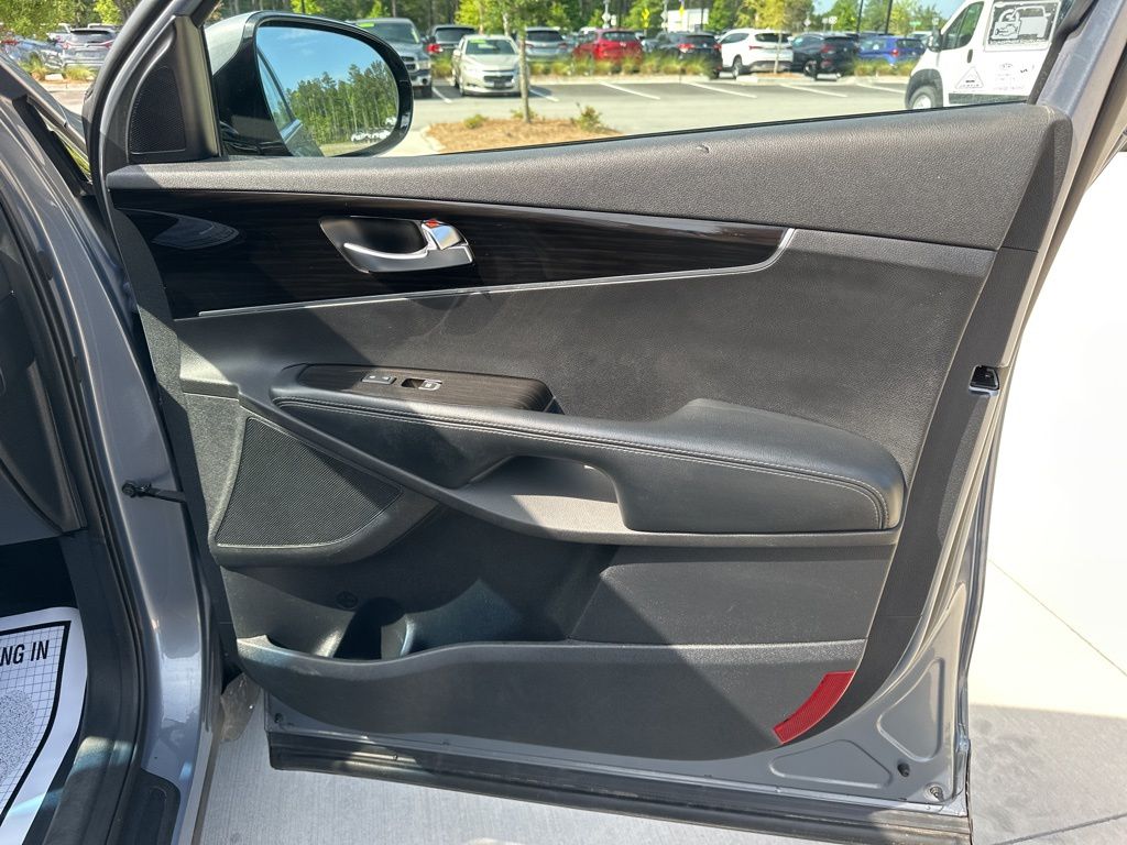 2020 Everlasting Silver Kia Sorento LX AWD SUV