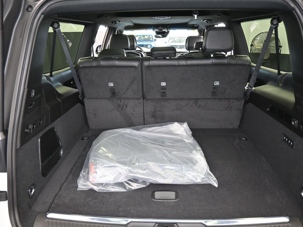 New 2026 Bright White Clearcoat Jeep Summit Obsidian image 39