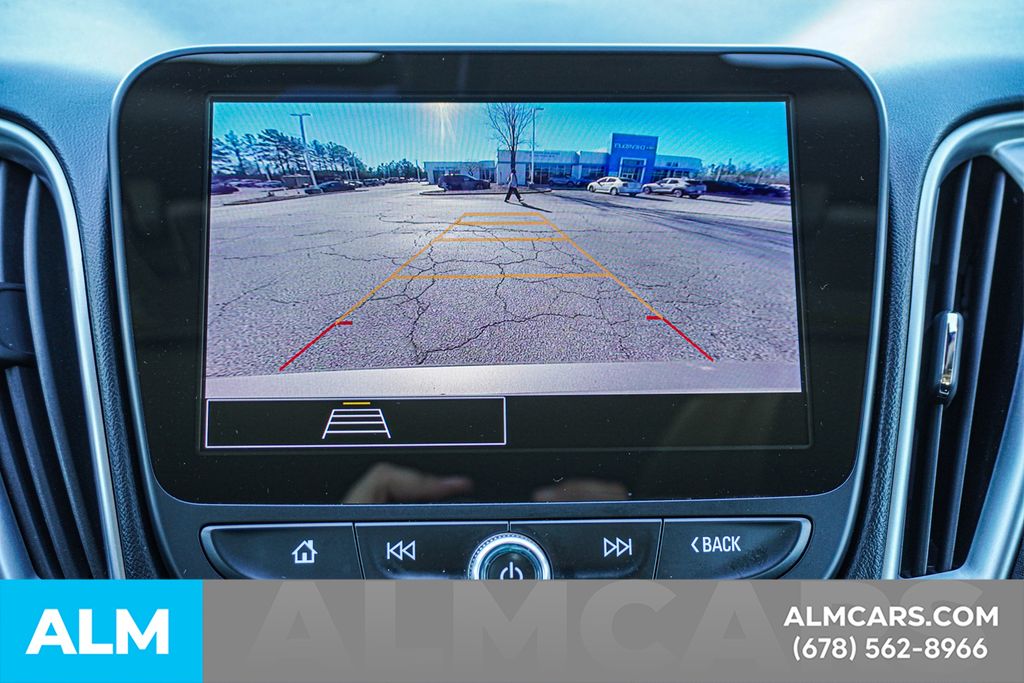 Used 2024 Gray Chevrolet LT image 35