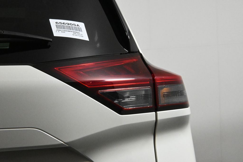 Thumbnail: 2021 Nissan Rogue - 13