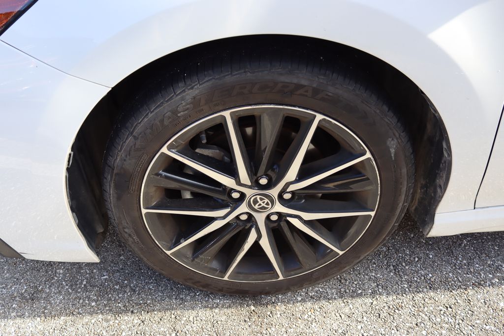 Thumbnail: 2024 Toyota Camry - 4