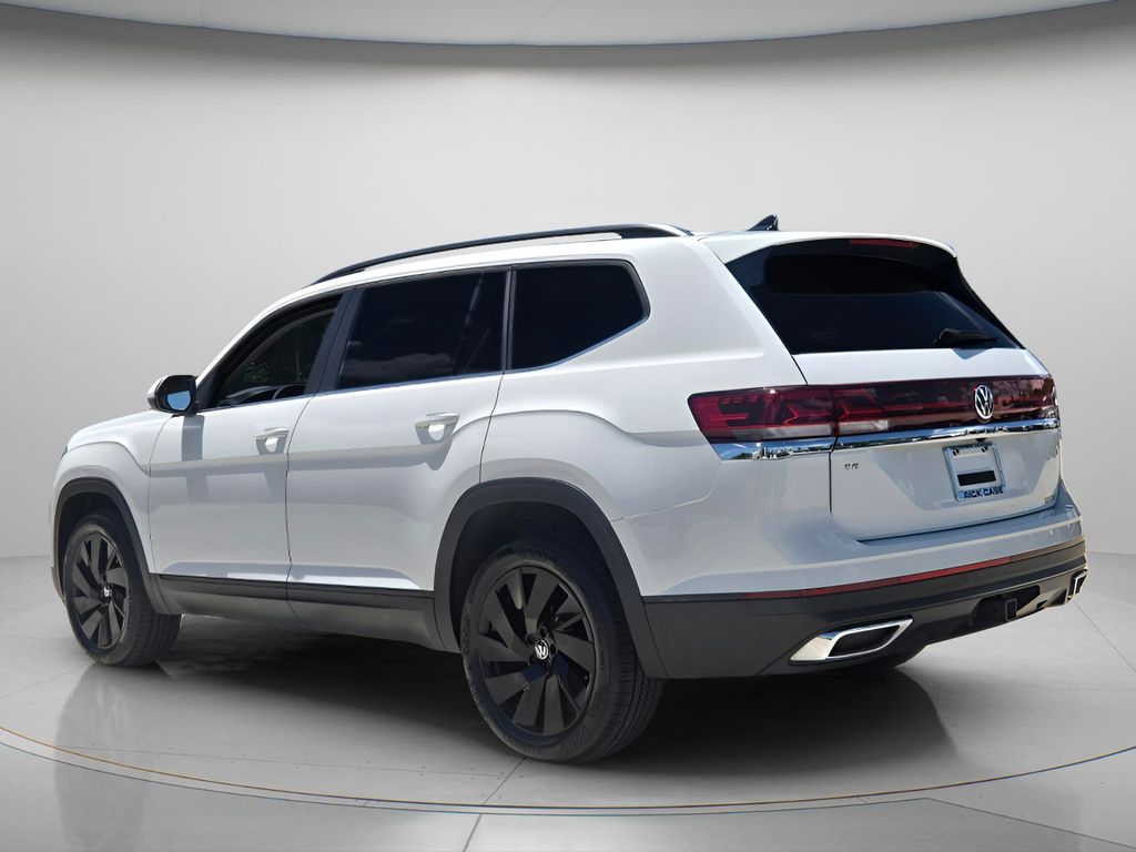 2024 Volkswagen Atlas - $25,700
