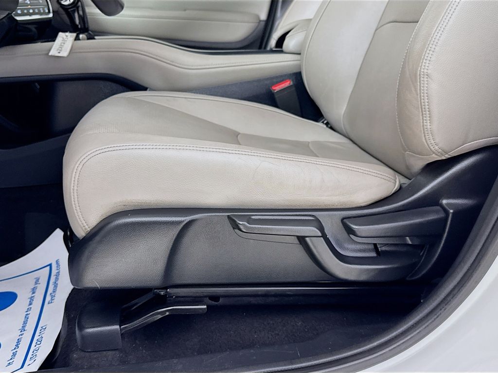 Used Car 2019 Honda Hr-v  Ex-l For Sale Under $20,000 In Austin, Texas