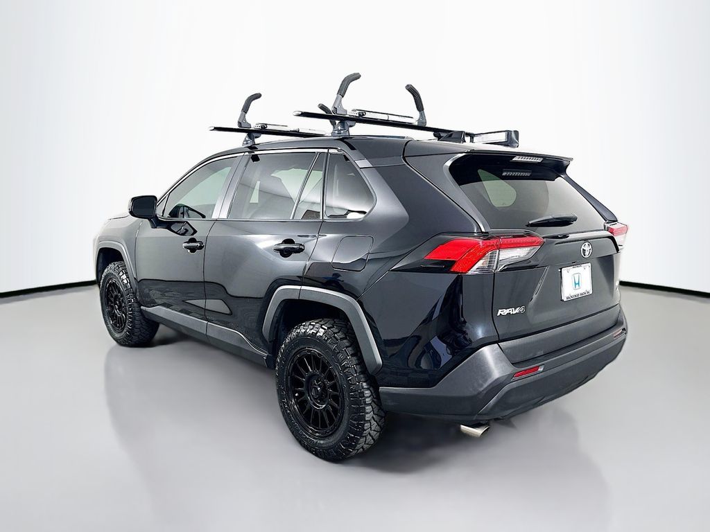 Thumbnail: 2022 Toyota RAV4 - 7