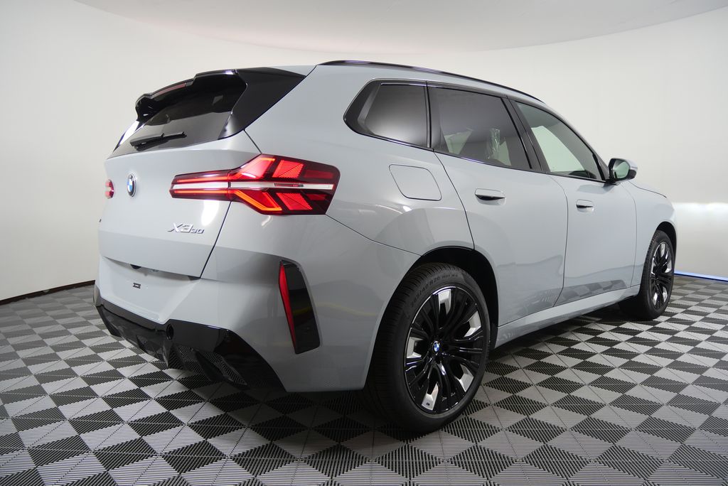 Thumbnail: 2026 BMW X3 - 3